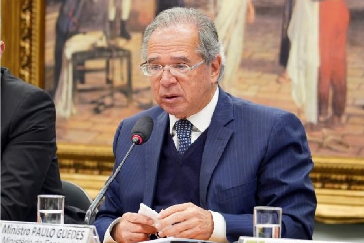 Câmara convida Paulo Guedes para explicar decreto do governo sobre isenção de IPI