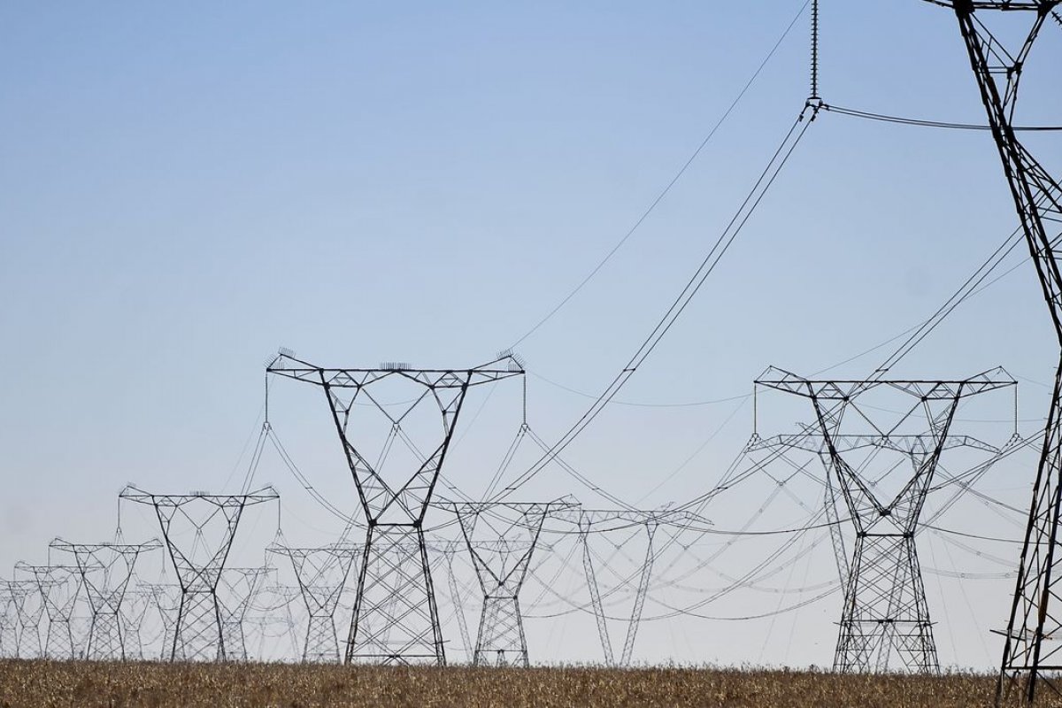 Governo destina 80% dos investimentos de leilão para energia solar