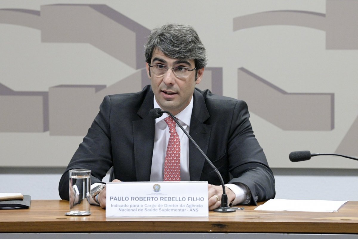 Senado aprova convocação do presidente da ANS para esclarecimentos sobre reajuste de 15,5% nos planos de saúde