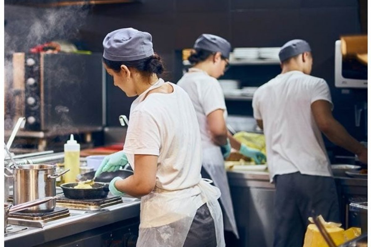 Conheça os tipos de Dark Kitchens que existem no mercado e como elas funcionam