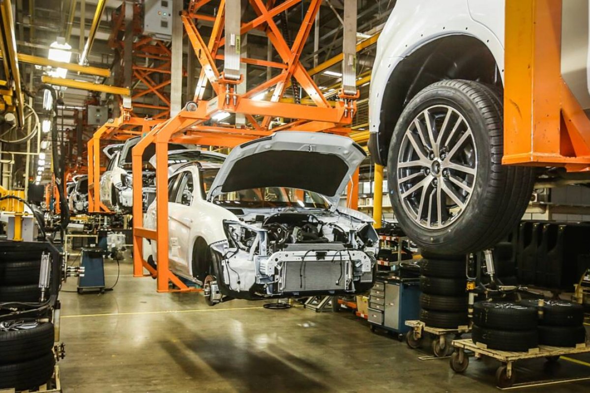 Alta de matérias-primas atinge indústrias em março de modo inesperado, diz CNI