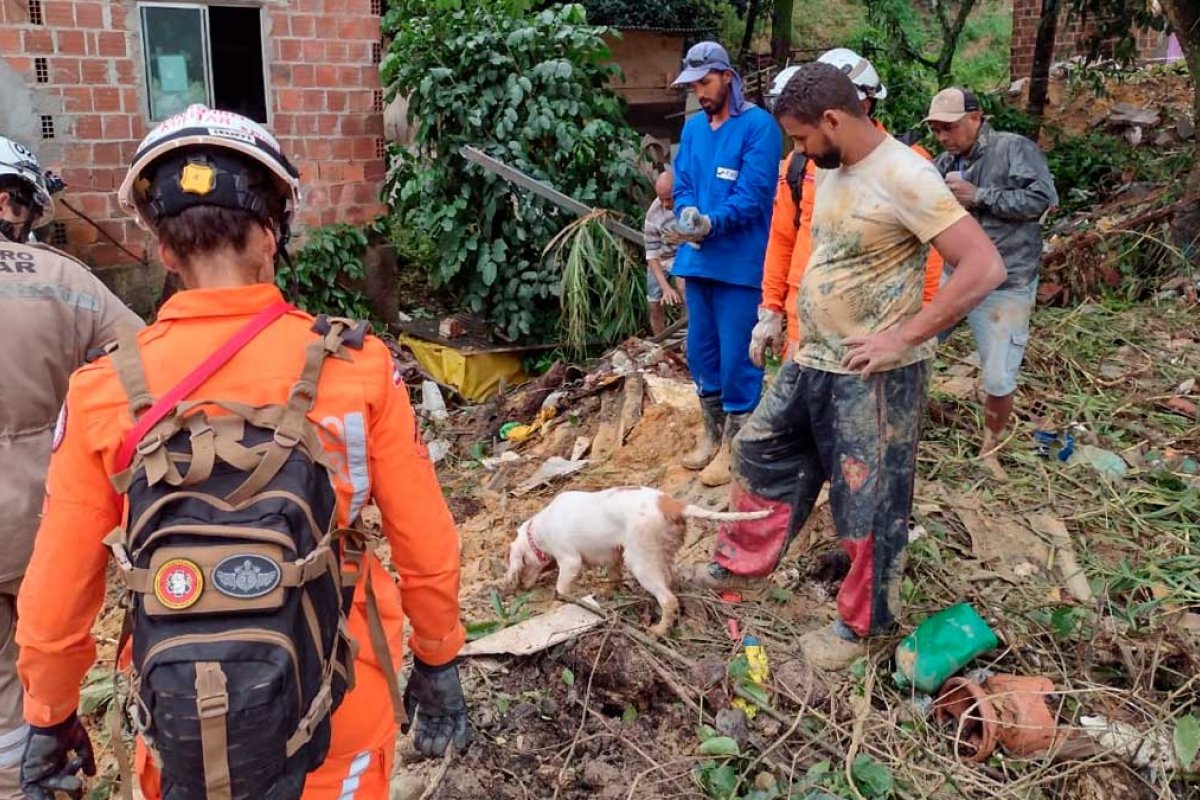 11 pessoas ainda estão desaparecidas em Pernambuco