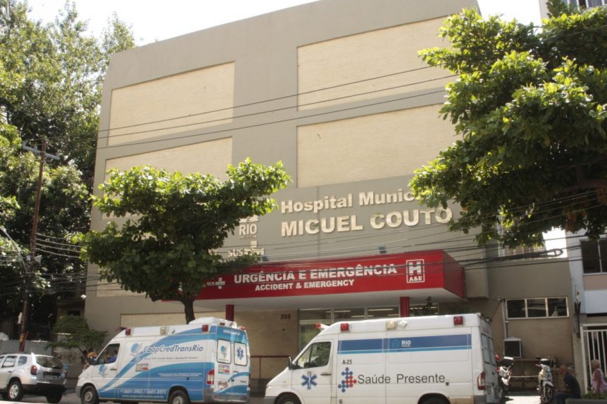 Menina de 4 anos é baleada na cabeça durante confronto entre policiais e criminosos no Rio de Janeiro