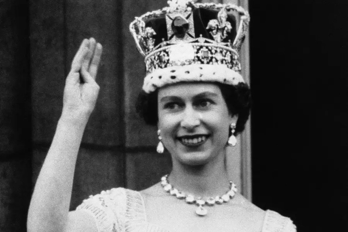 Reino Unido inicia comemoração das sete décadas de Elizabeth II à frente do trono