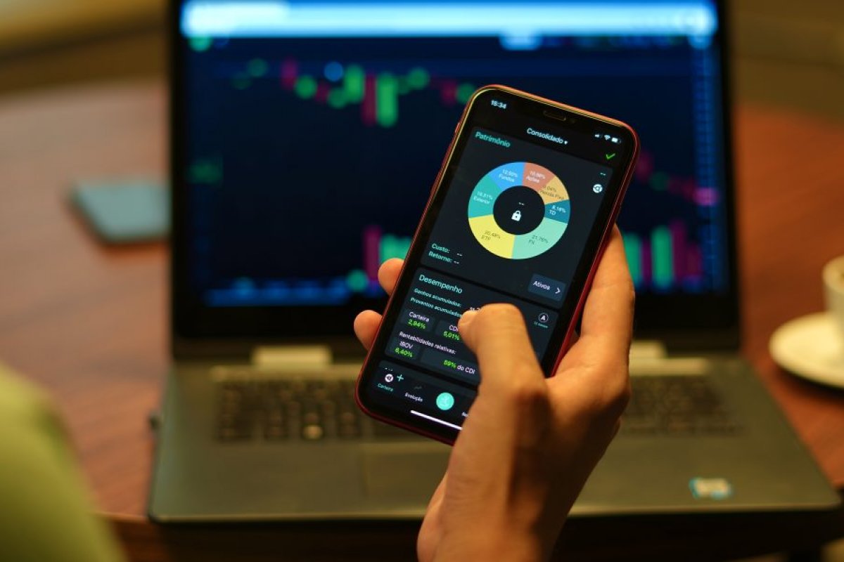 Ibovespa recua 0,93% após dados de emprego nos EUA