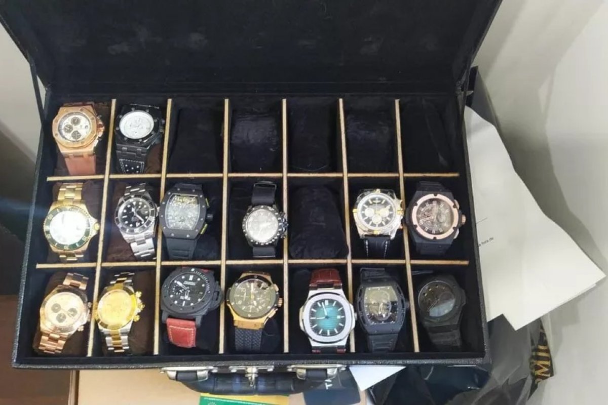 Policiais civis são suspeitos de receber propina para não prender dono de loja em SP