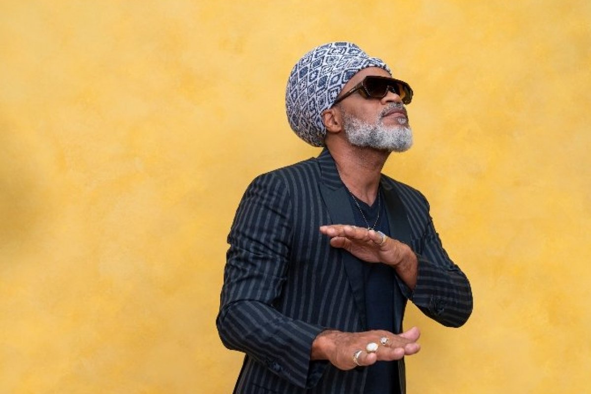 Carlinhos Brown se apresenta em Tenerife e em Milão,  com shows reunindo canções autorais carnavalescas!   