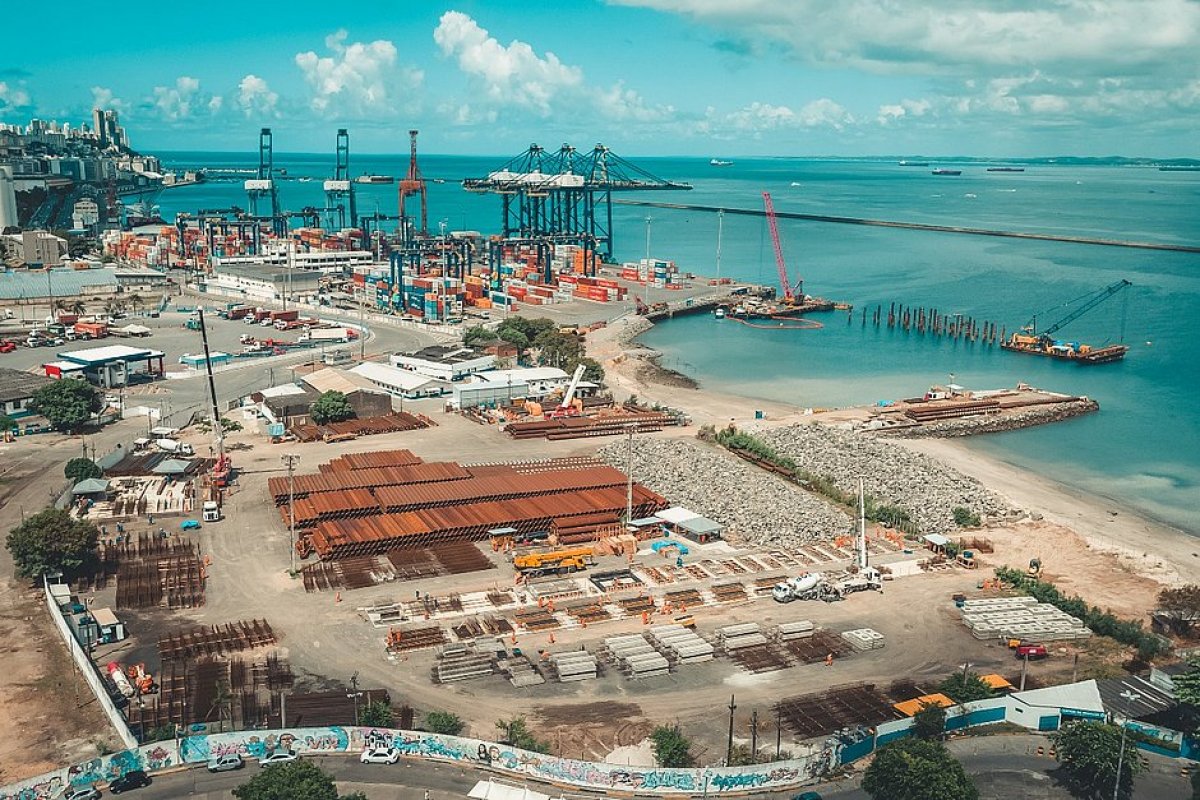 Justiça autoriza retomada de obras no Porto de Salvador