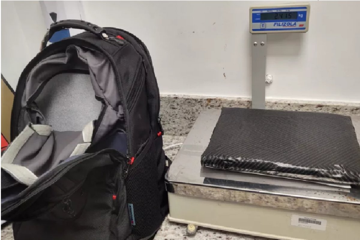 Salvador: homem é preso em aeroporto ao tentar embarcar com mais de dois quilos de cocaína