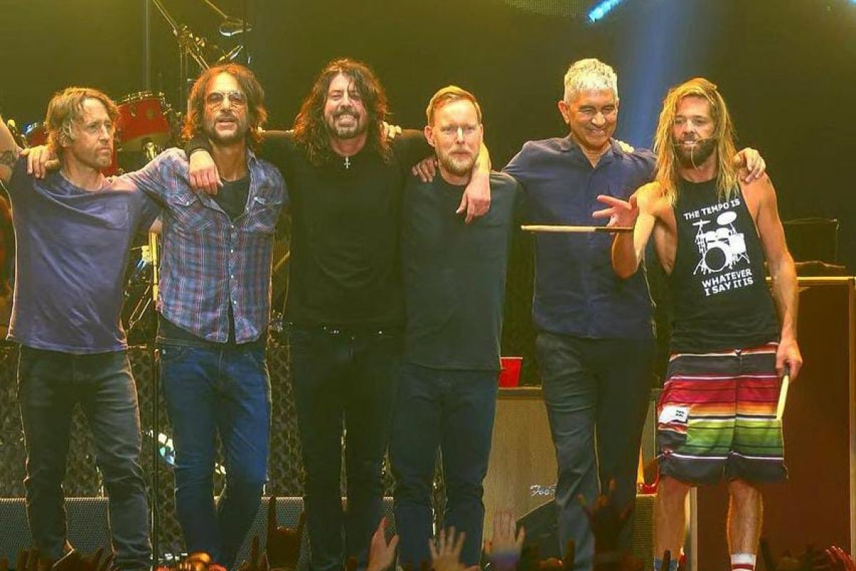 Foo Fighters fará shows em tributo a Taylor Hawkins