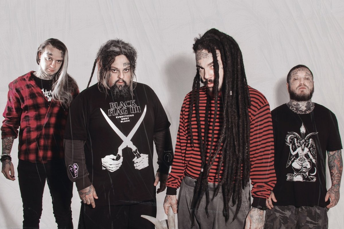 A Última Theoria lança a emo 'Ela não existe mais'