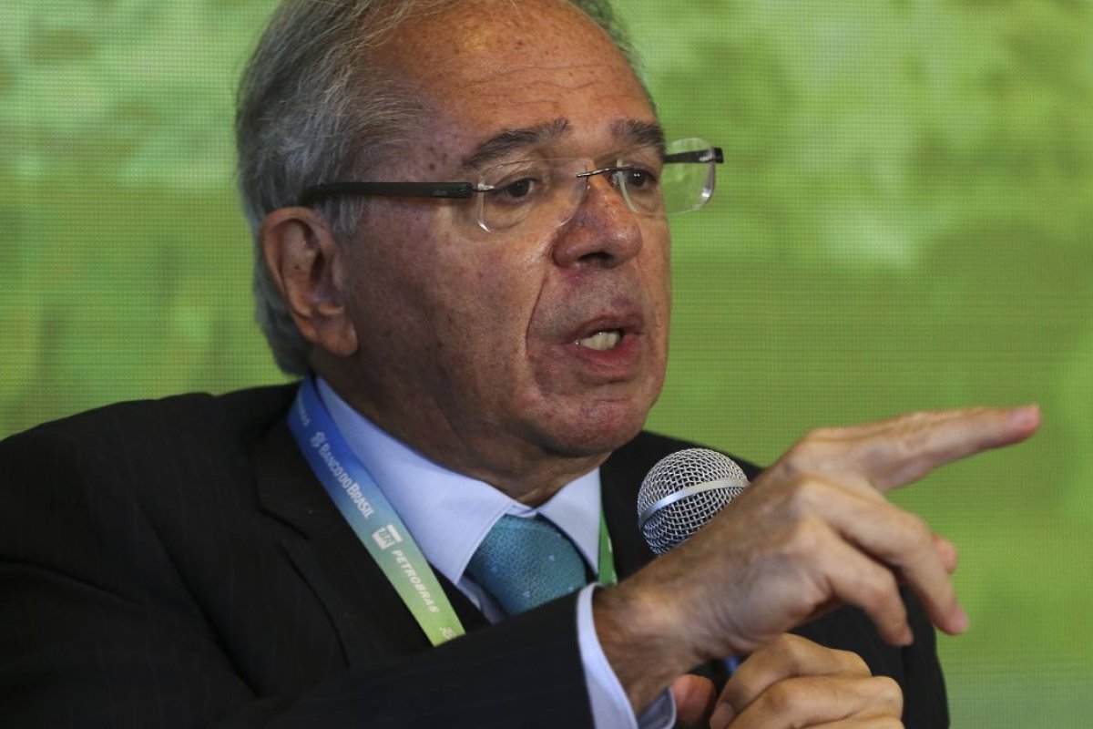 Paulo Guedes nega ter defendido congelamento de preços no país