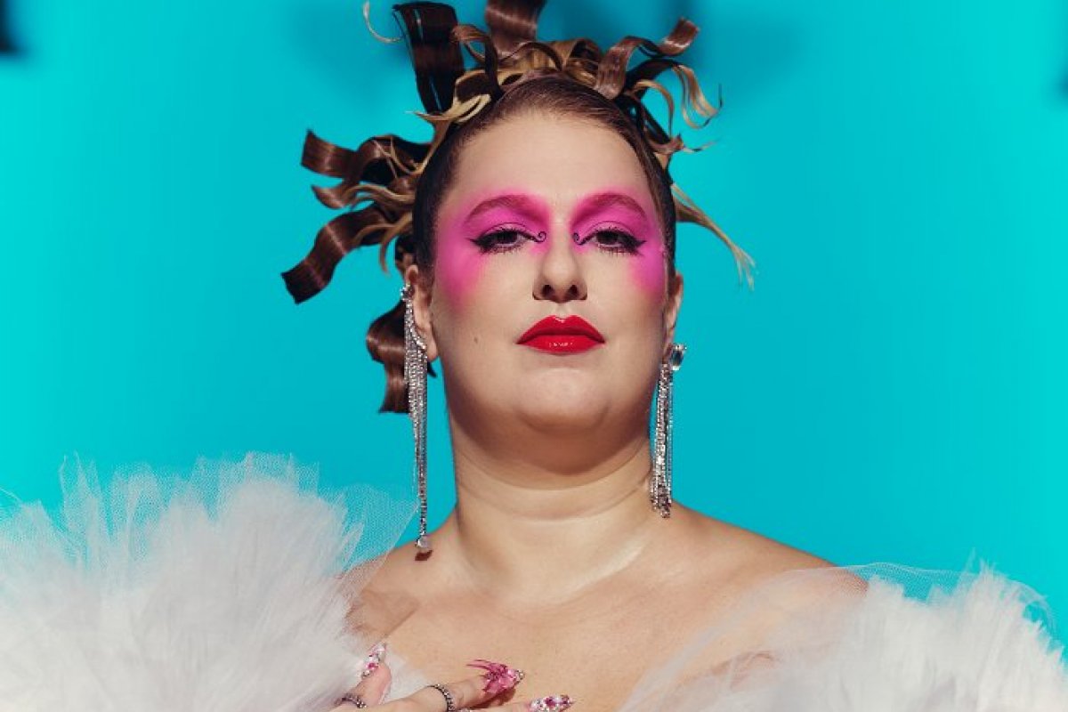 Alice Caymmi lança single de álbum ao vivo em que comemora 10 anos de carreira!