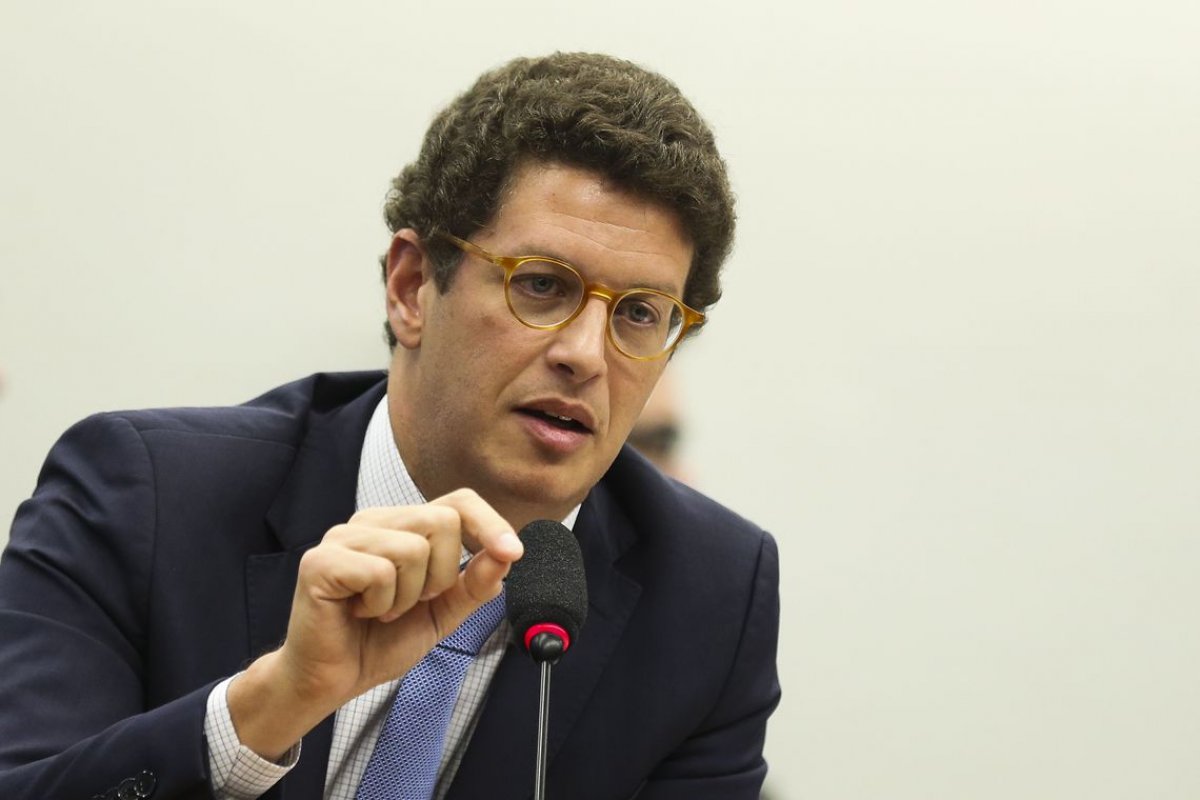 Partido Novo suspende filiação de Ricardo Salles, ministro do Meio Ambiente