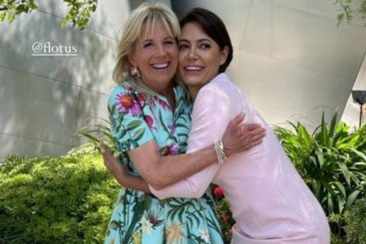 Michelle Bolsonaro encontra primeira-dama dos EUA: 'Linda e muito atenciosa'