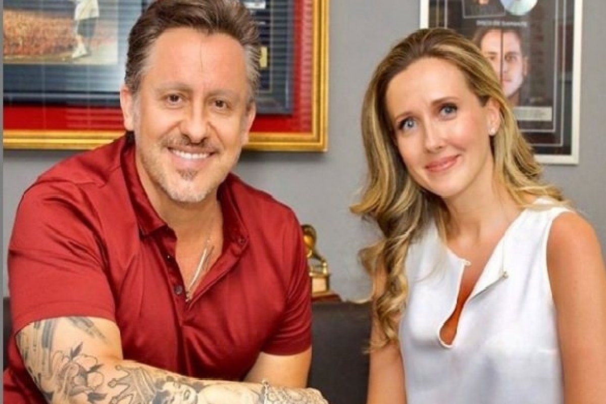 Rick Bonadio assina contrato com a cantora Giovana Bianco