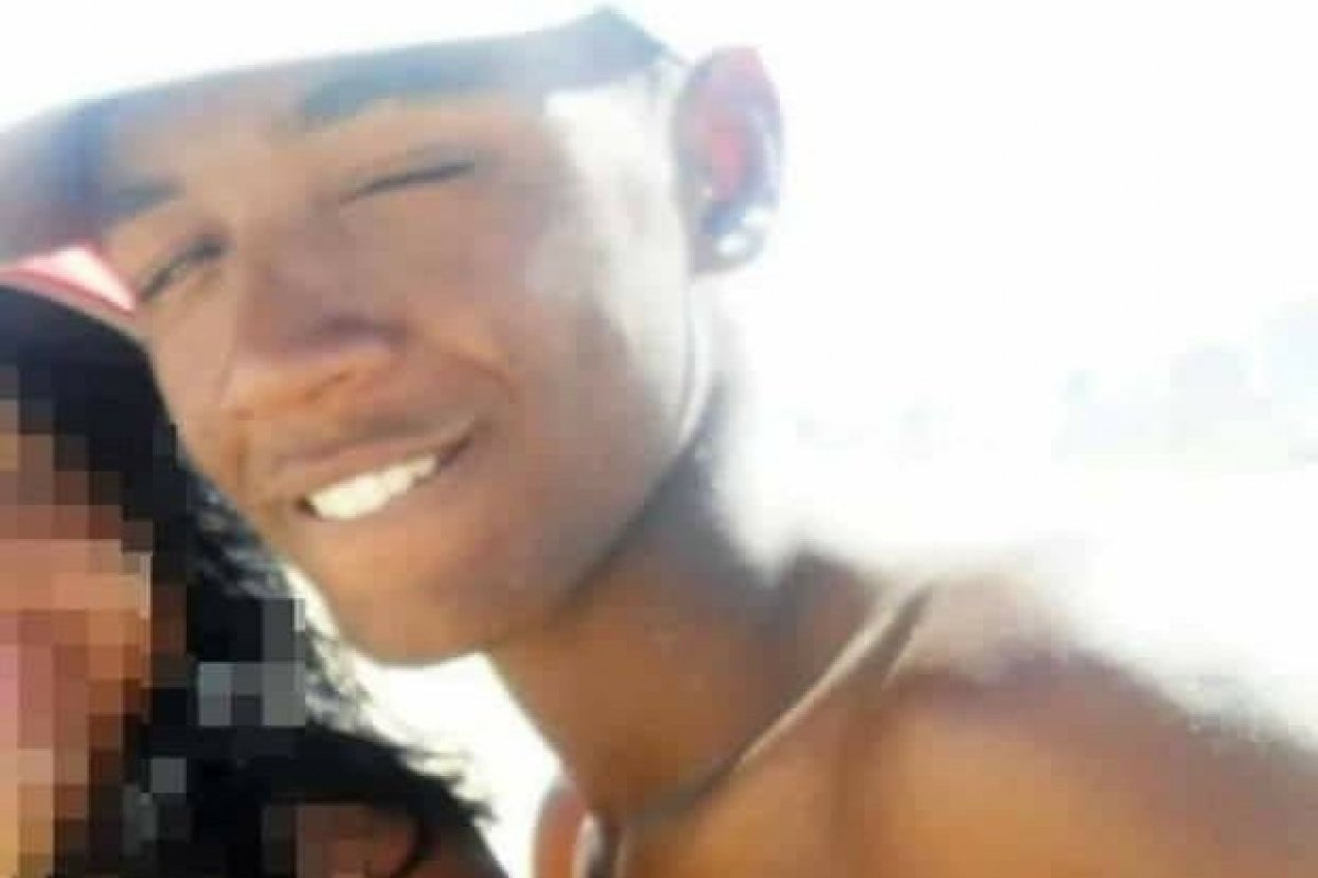 Homem é executado a tiros na Boca do Rio