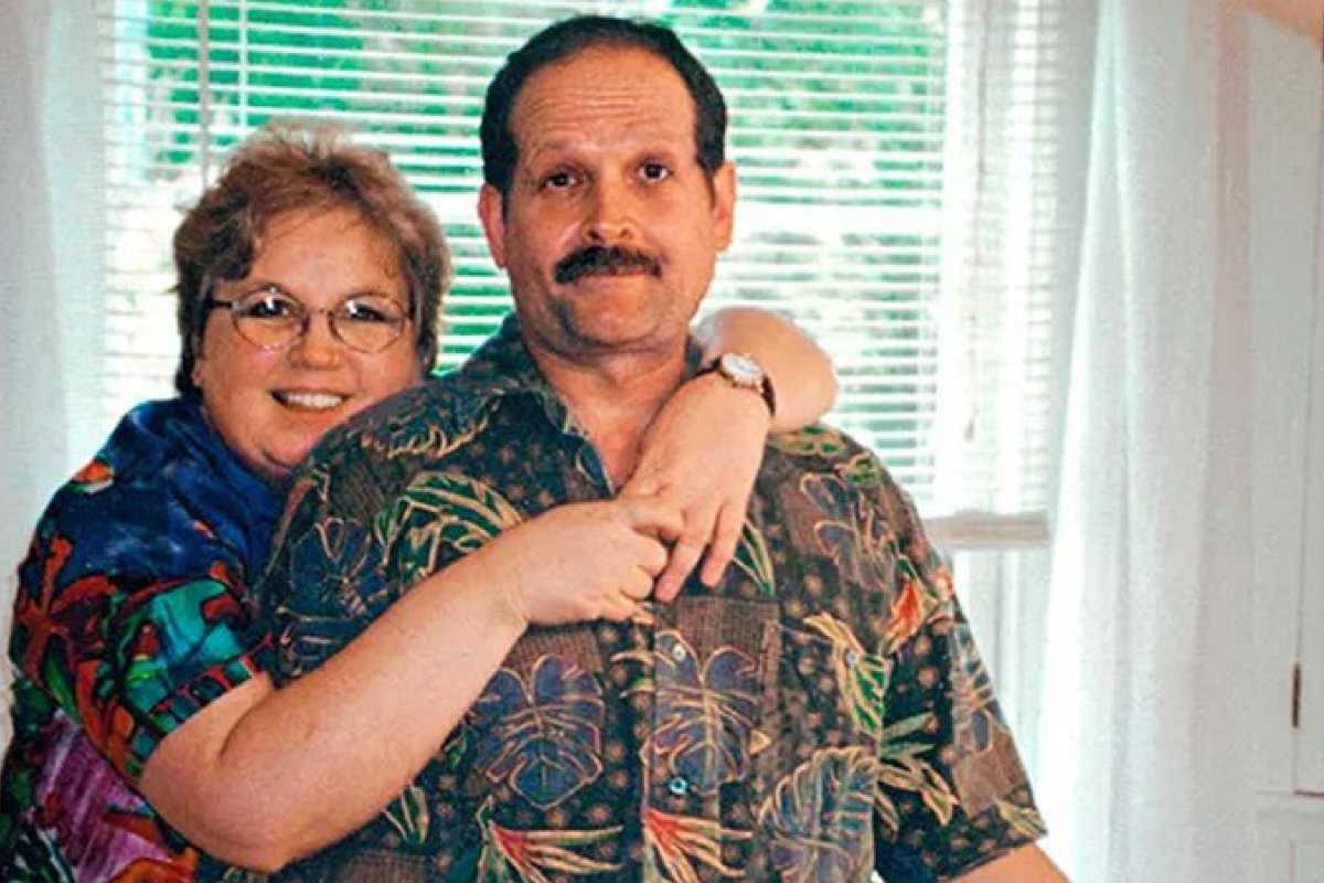 Justiça dos EUA condena autora de ‘Como Matar seu Marido’ pelo assassinato do companheiro