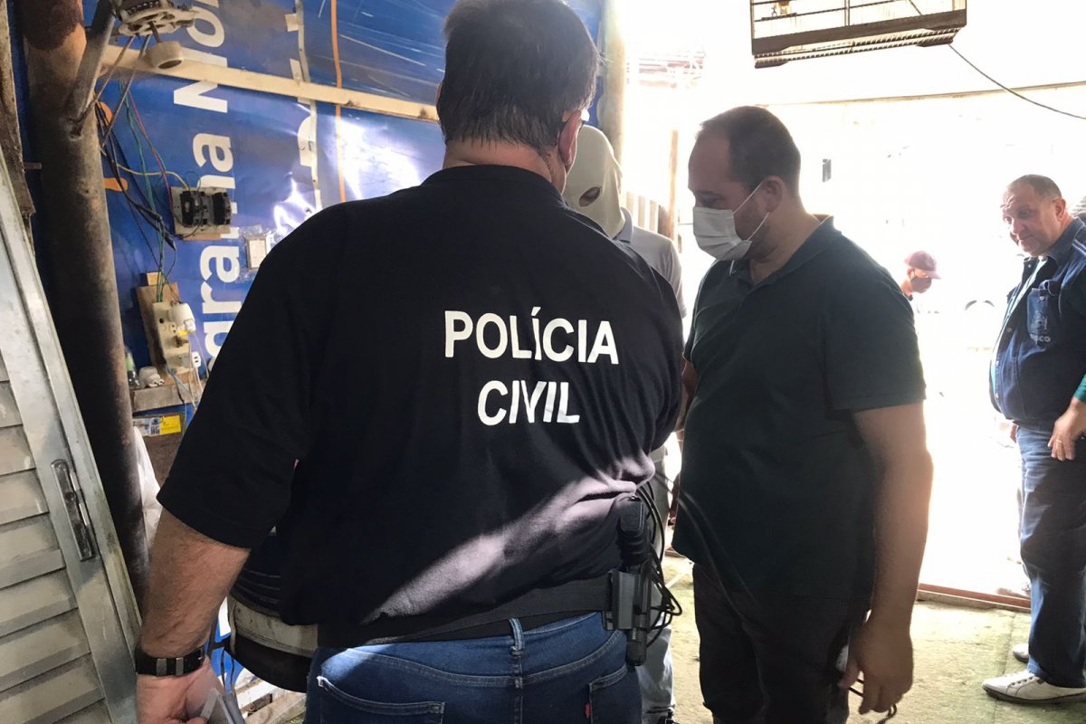 Salvador: fios de cobre, refletores de led e outros materiais são apreendidos em Pernambués