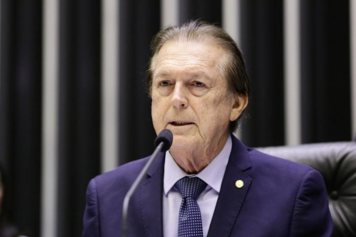 PGE quer analisar contas do PSL para avaliar suspensão do fundo partidário