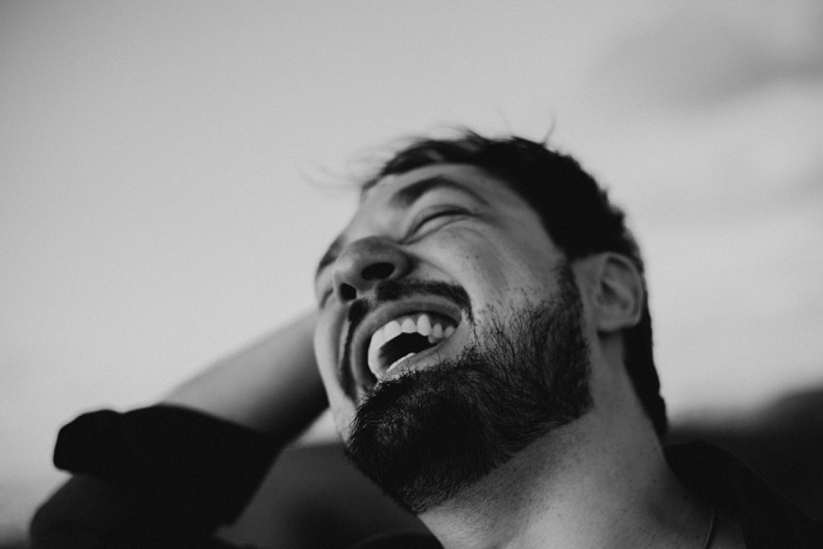 Lucas Avelar lança novo single "Estava Você" com participação da Orquestra de St. Petersburg e anuncia novo disco