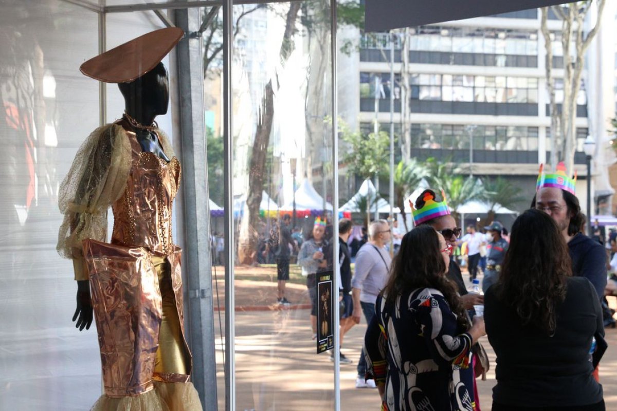 Falta de renda foi um dos impactos que atingiram comunidade LGBTQIA+