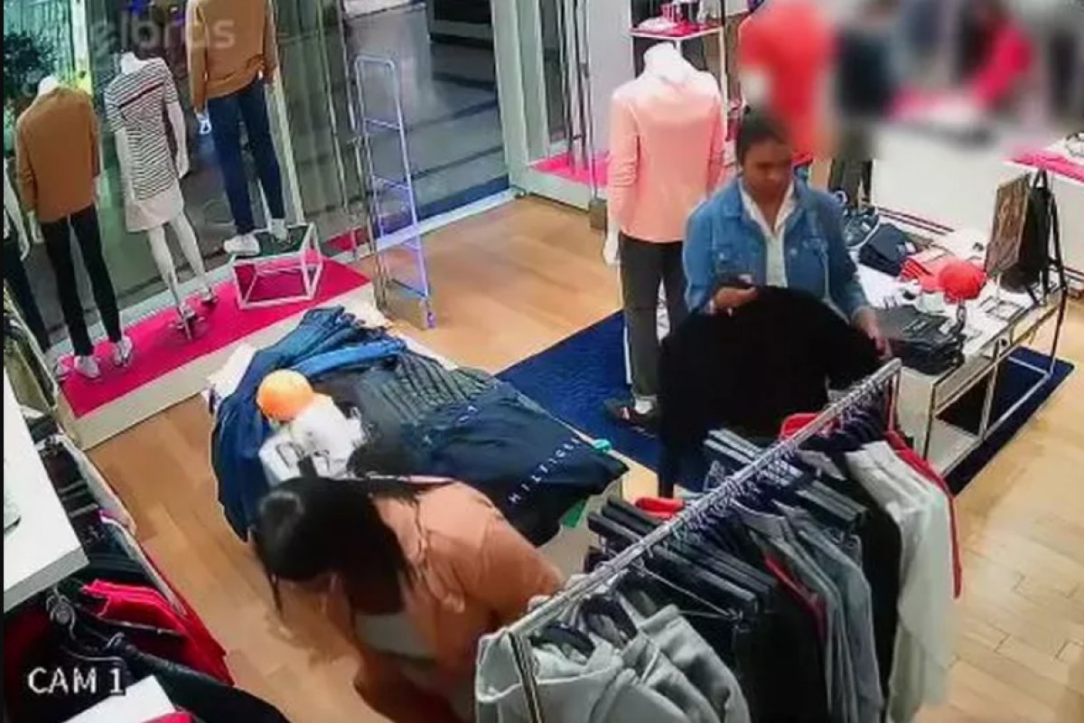 Mulher esconde jaqueta de R$ 1,3 mil embaixo de vestido durante furto em SP