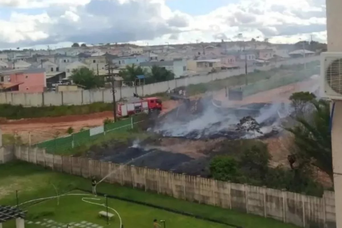 Defesa Civil diz que incêndio em Camaçari foi provocado por fogos de artifício