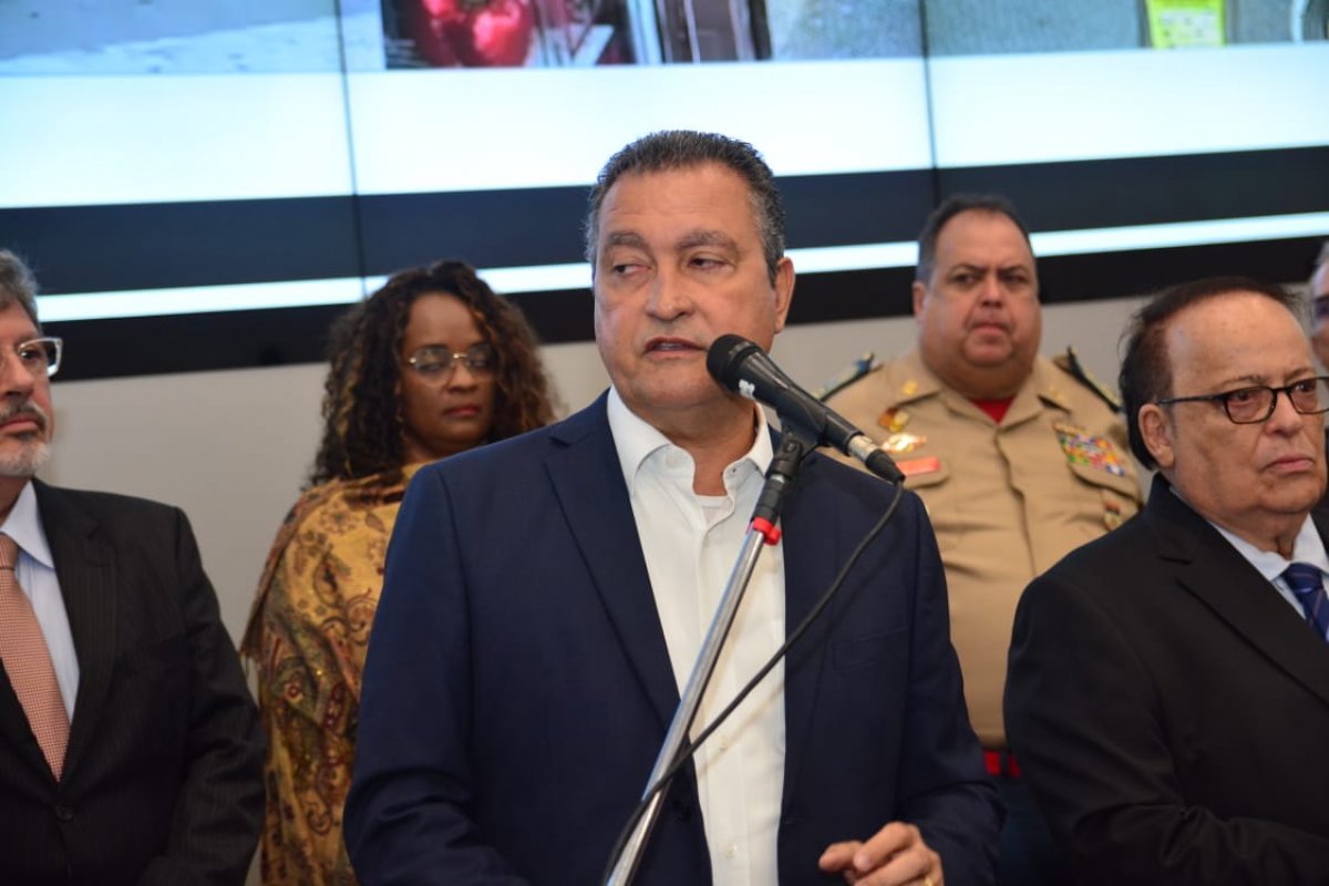 Segundo Rui Costa, reduzir ICMS para conter alta de combustíveis é "igual a tratar covid com cloroquina"