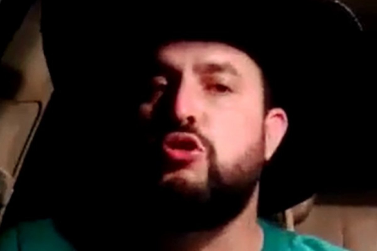 Vídeo: Zé Trovão convoca caminhoneiros para protesto contra Petrobras