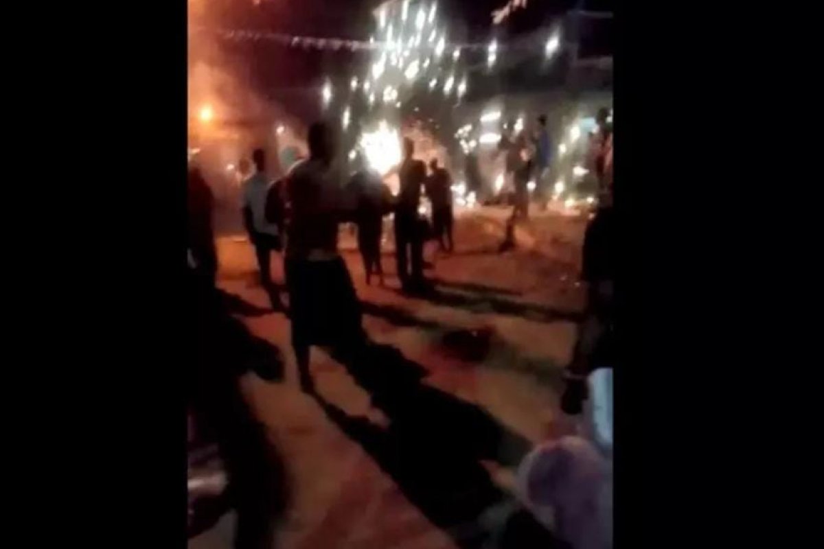 Cruz das Almas tem mais uma noite de guerra de espadas