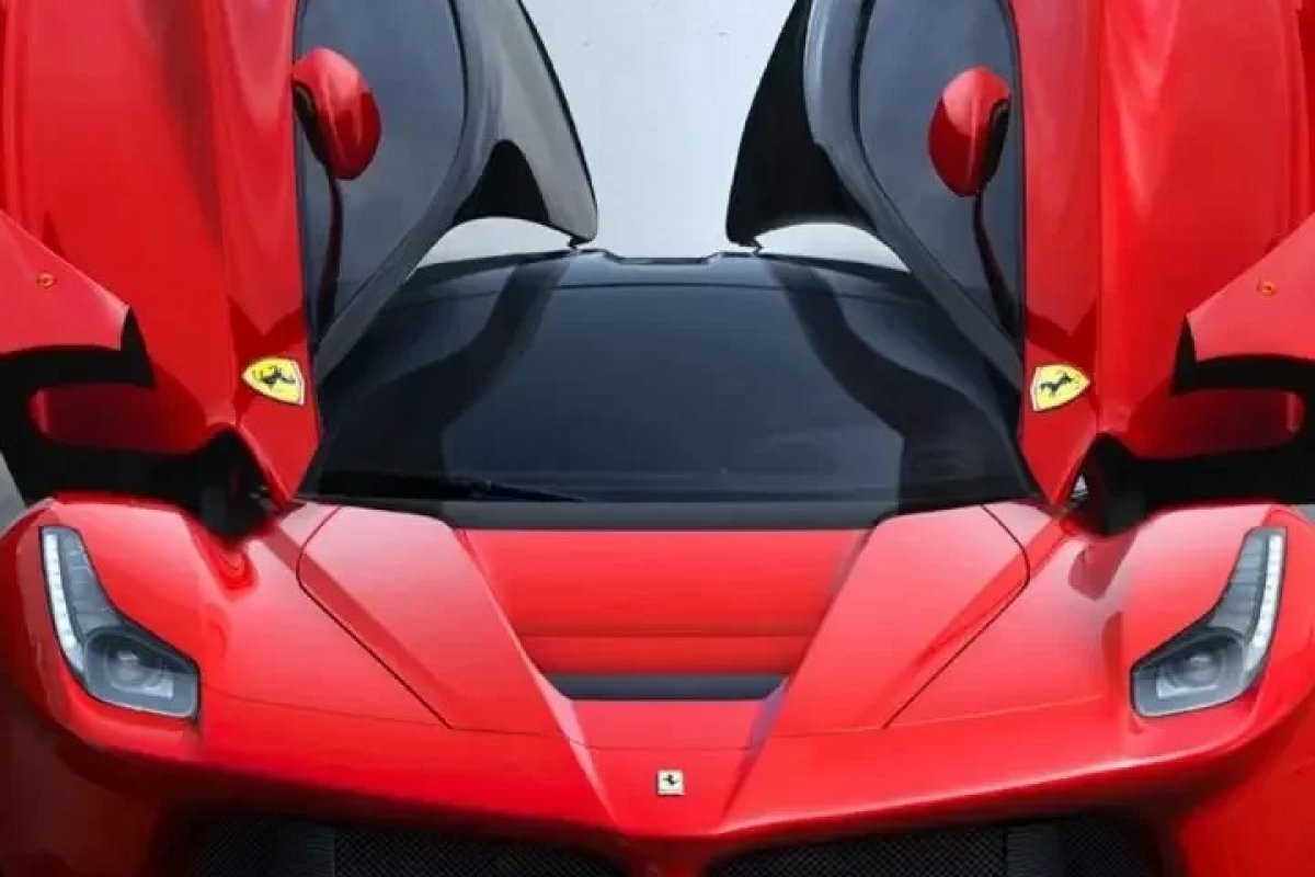 Ferrari anuncia veículo totalmente elétrico para 2025