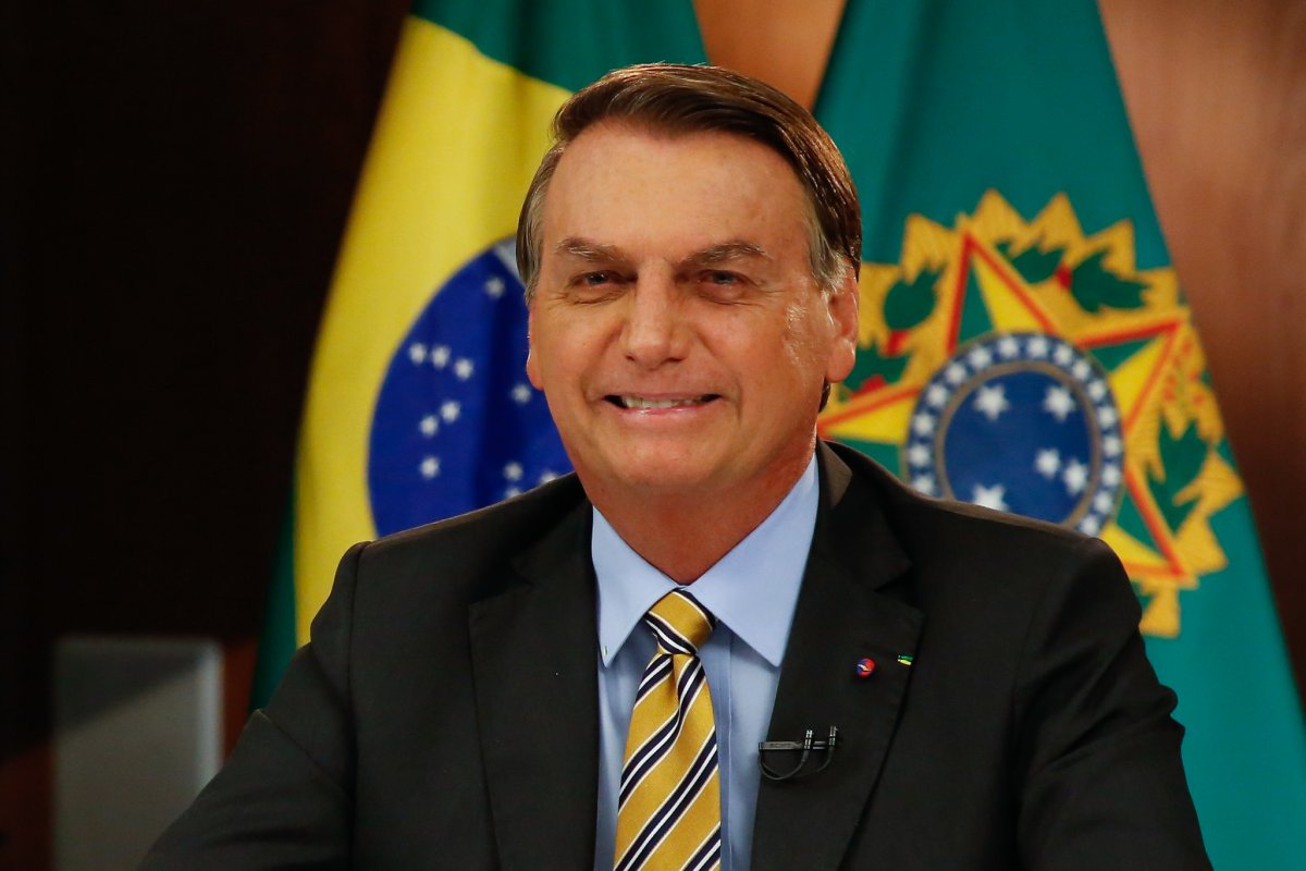 Bolsonaro sanciona lei que determina regras para renegociação de dívidas do Fies