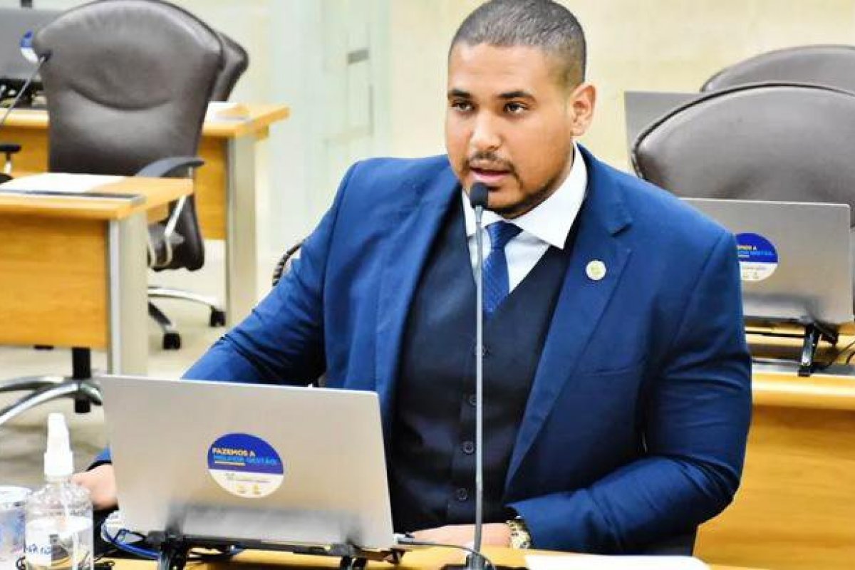 'Não cabe mais na nossa sociedade', diz deputado ao afirmar que despreza comunidade LGBTQIA+