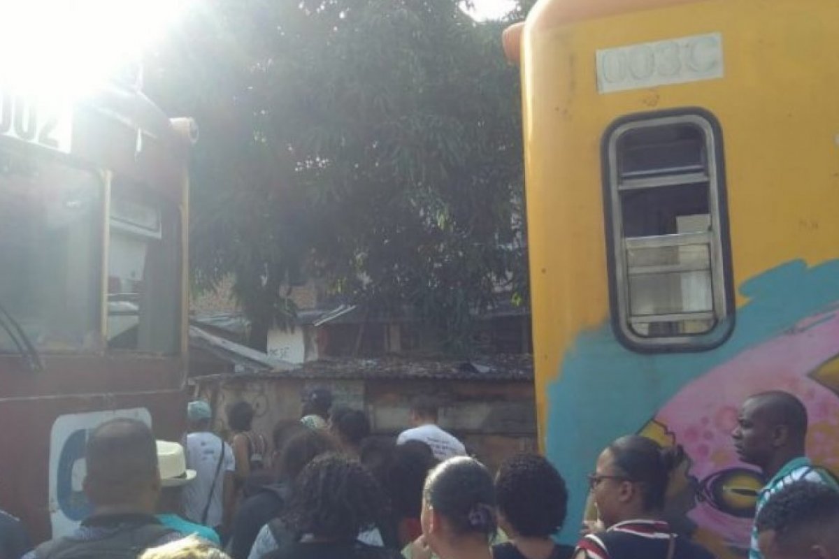 Estação de trens volta a operar normalmente neste sábado (2) após acidente com 47 vítimas