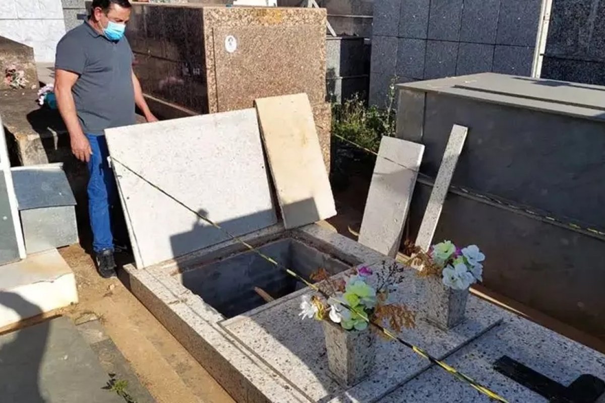 Corpo de coronel do Exército é furtado de cemitério em Minas