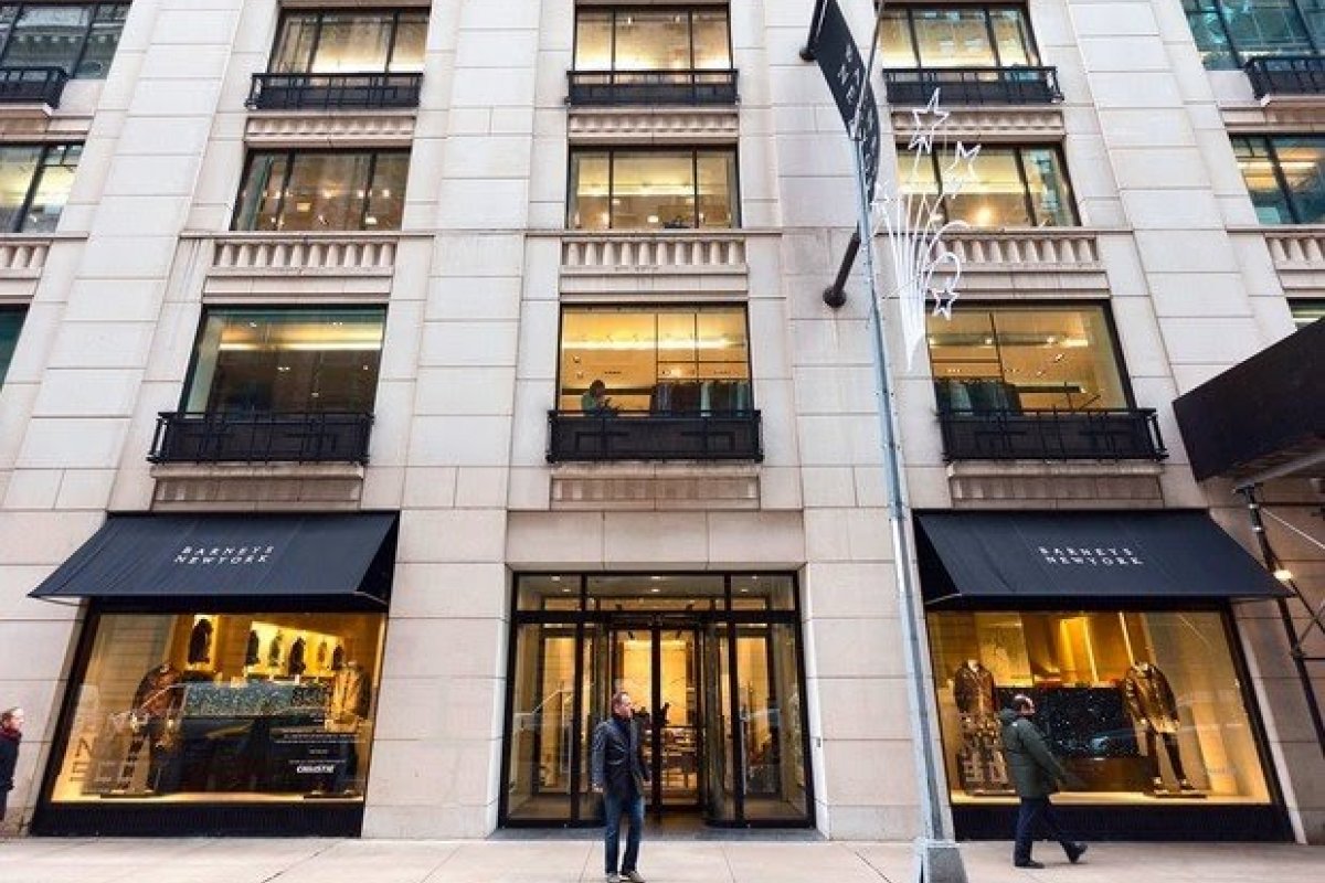 Após decretar falência, Barneys NY é vendida