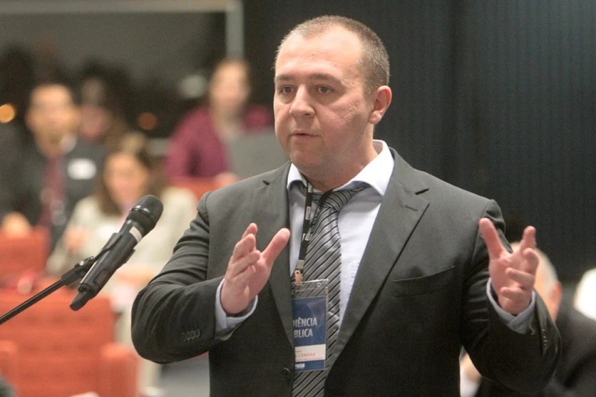 Secretário do Ministério da Saúde diz que aborto não é questão de saúde pública