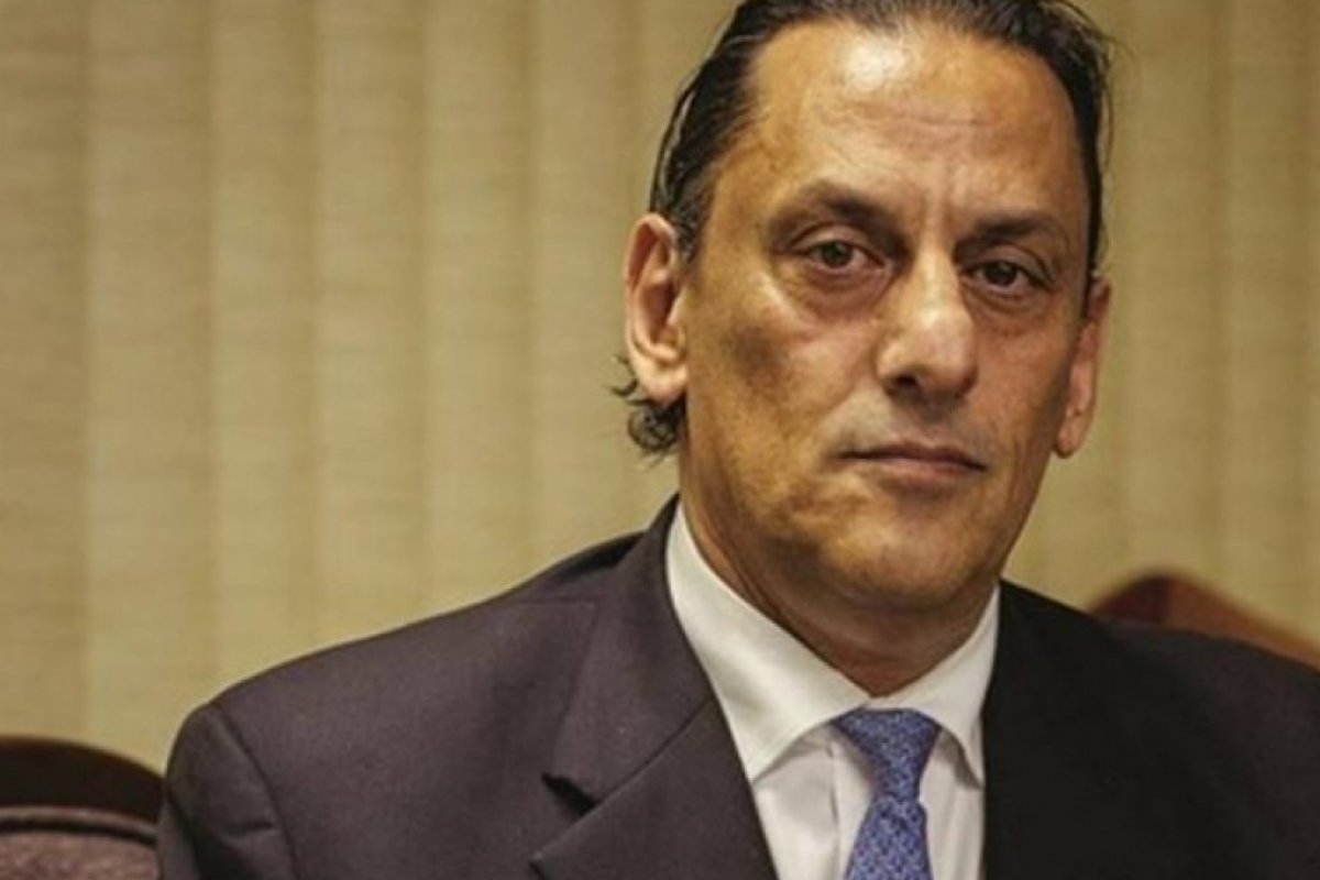 Wassef nega que Bolsonaro tenha interferido na operação da PF