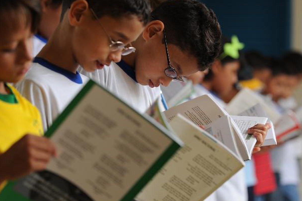 No mundo, 222 milhões de crianças precisam de apoio educacional, afirma ONU