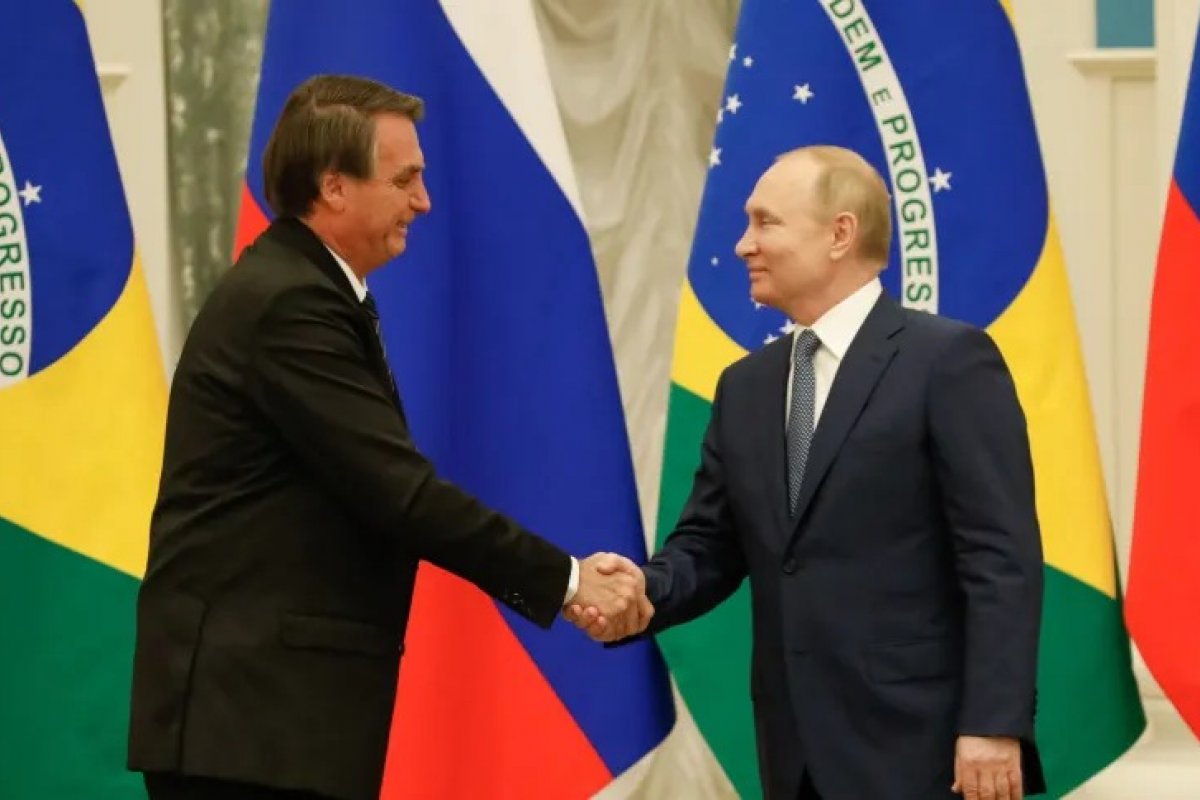 Apesar da guerra, Putin garante envio de fertilizantes ao Brasil