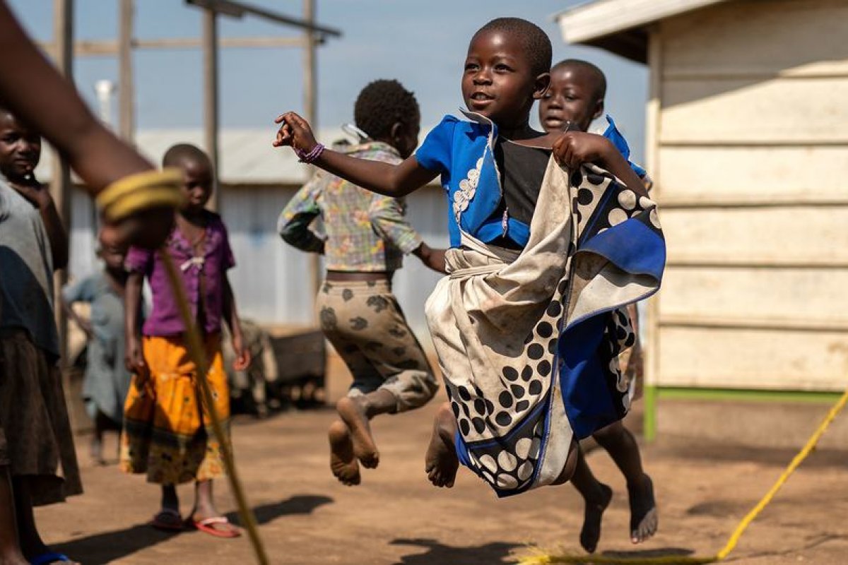 Mais de 266 mil crianças sofreram violações graves em áreas de conflito, diz Unicef