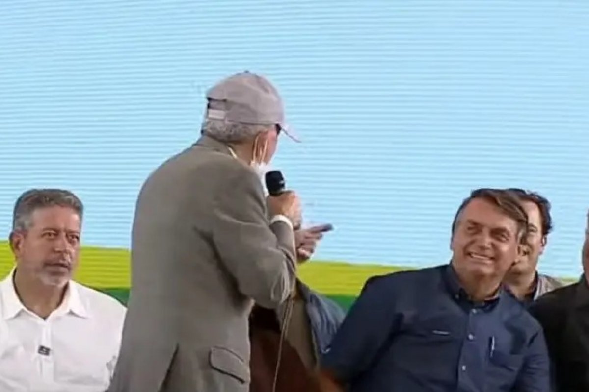 Vídeo: pai de Arthur Lira perde paciência em evento do governo: 'Vai embora, filho da p'