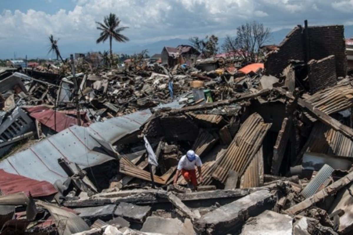 Terremotos que atingem Filipinas deixam 21 mortos e 432 feridos