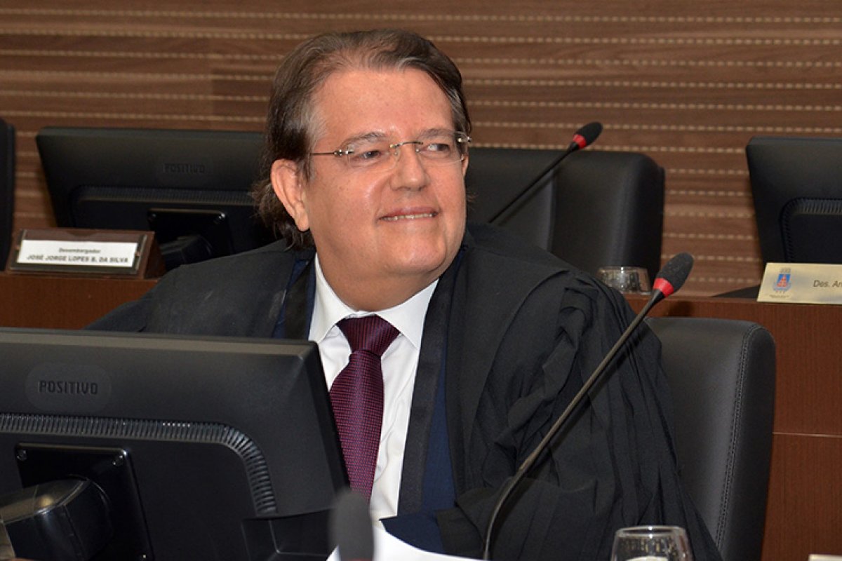 TJ-BA adia votação que reestrutura Serventias Extrajudiciais