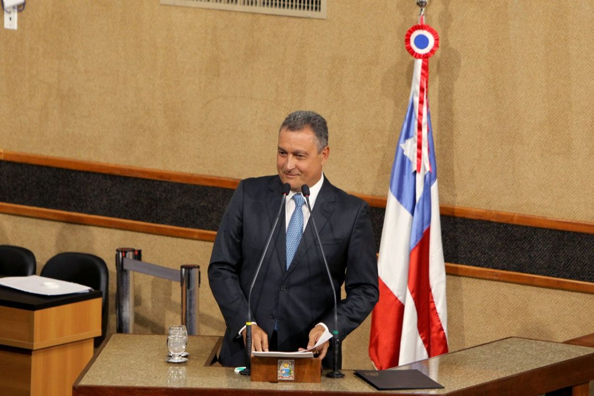 Maioria do TCE vota para aprovação de contas do governador Rui Costa