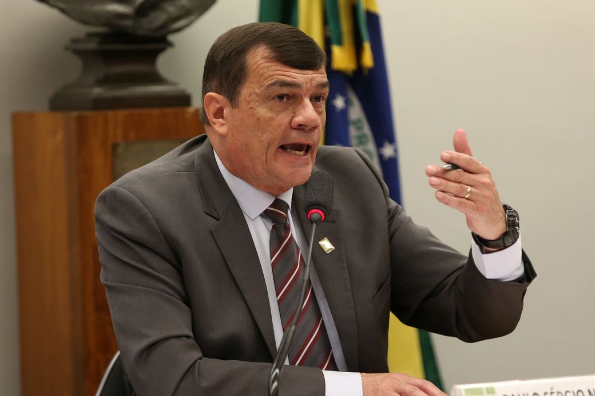 PGR defende atuação do Ministério da Defesa em propostas sobre urnas eletrônicas