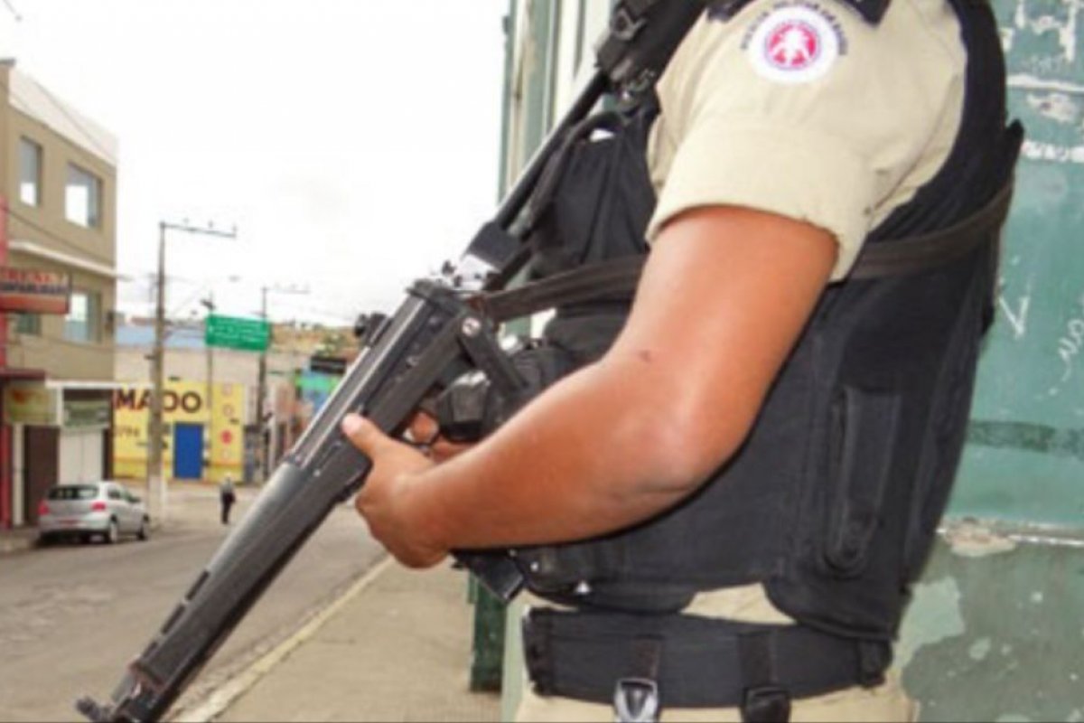 Dois homens são mortos em tiroteio no bairro da Santa Mônica, em Salvador