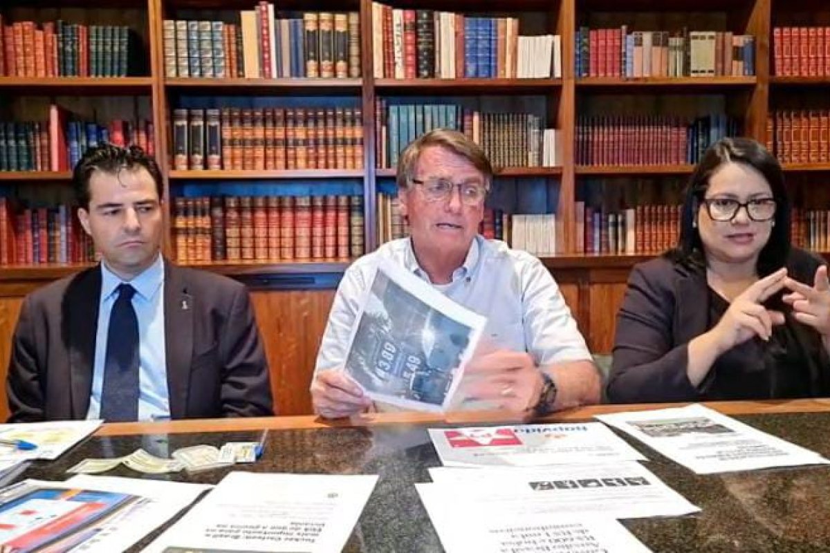 'Governadores do Nordeste estão unidos contra o trabalhador', diz Bolsonaro 