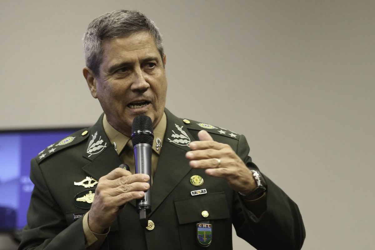 Jornalista afirma que Braga Netto relatou a empresários que 'sem auditoria' não haverá eleição